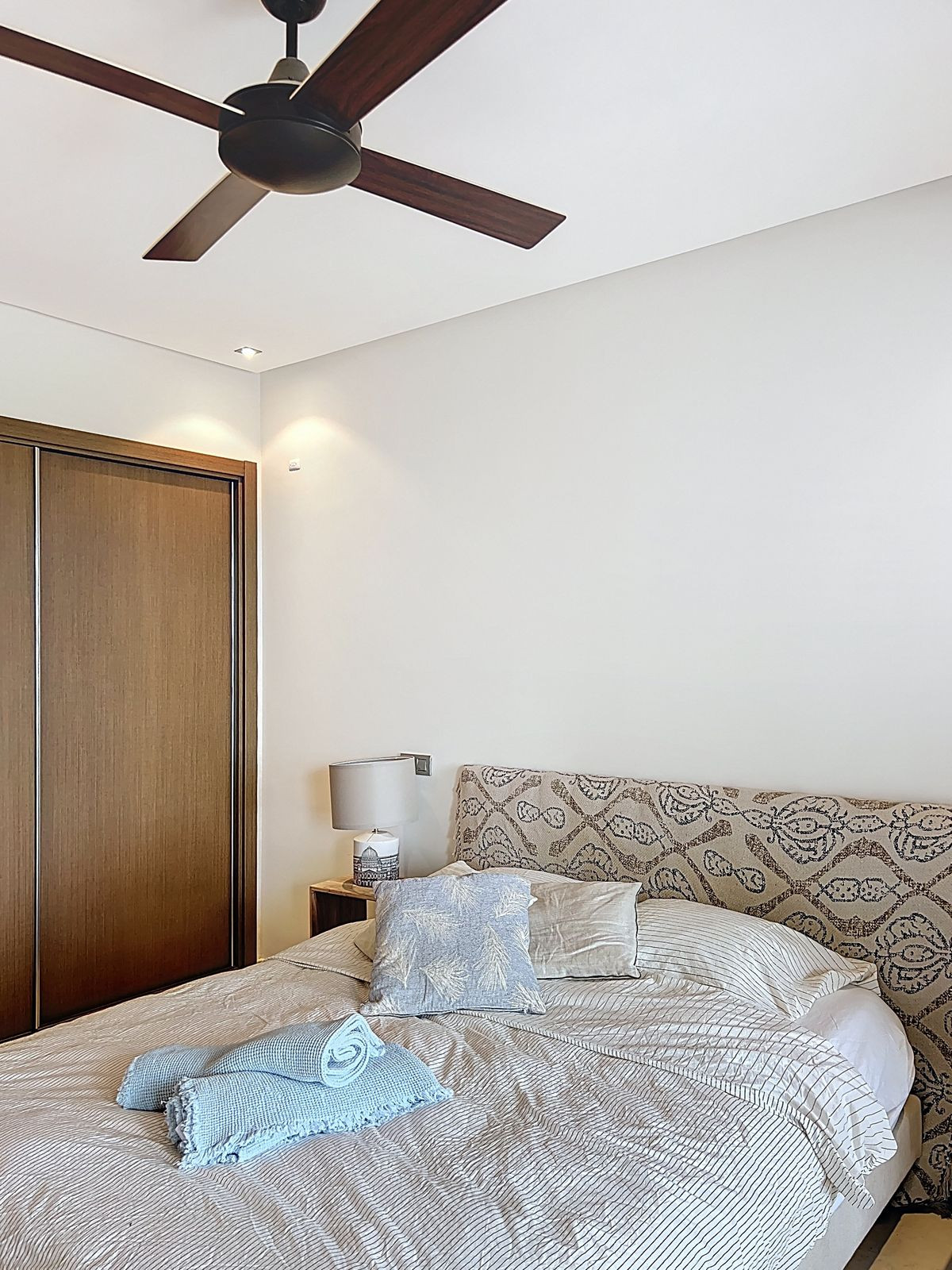 Appartement te koop in El Paraiso | 2 slaapkamers H5350396