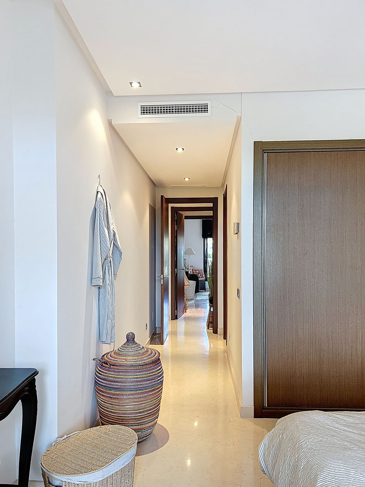 Appartement te koop in El Paraiso | 2 slaapkamers H5350396