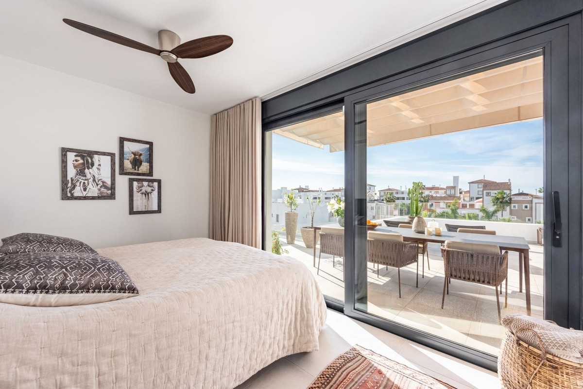 Penthouse te koop in El Paraiso | 3 slaapkamers H5353594