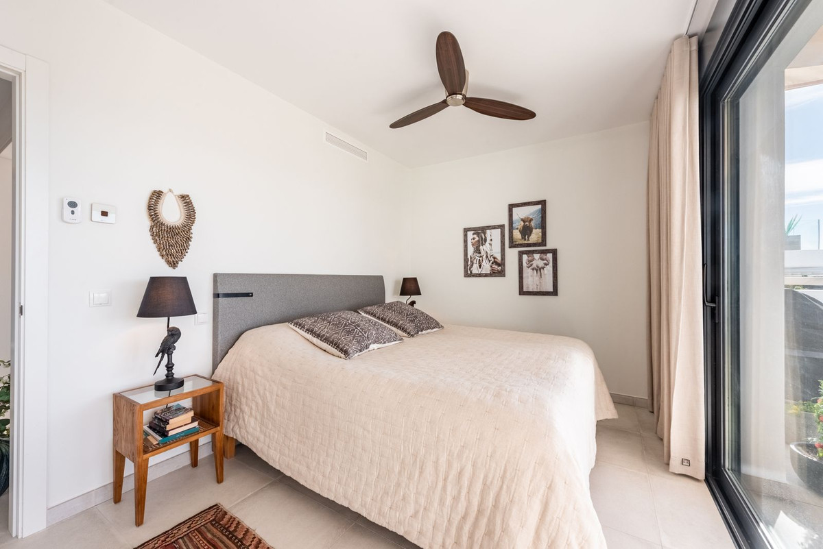 Penthouse te koop in El Paraiso | 3 slaapkamers H5353594