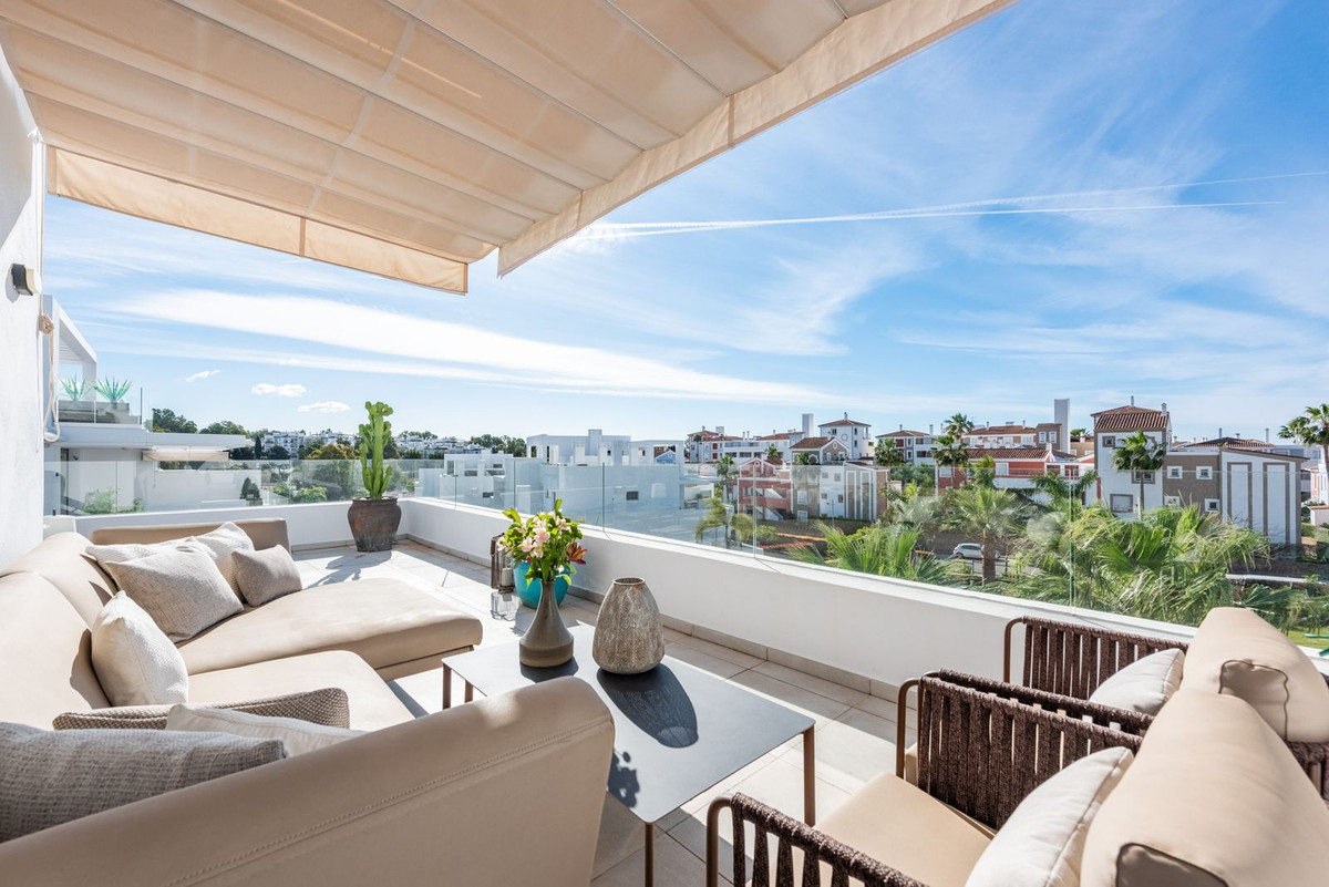 Penthouse te koop in El Paraiso | 3 slaapkamers H5353594