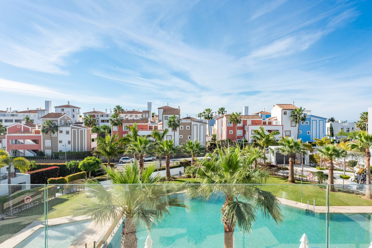 Penthouse te koop in El Paraiso | 3 slaapkamers H5353594