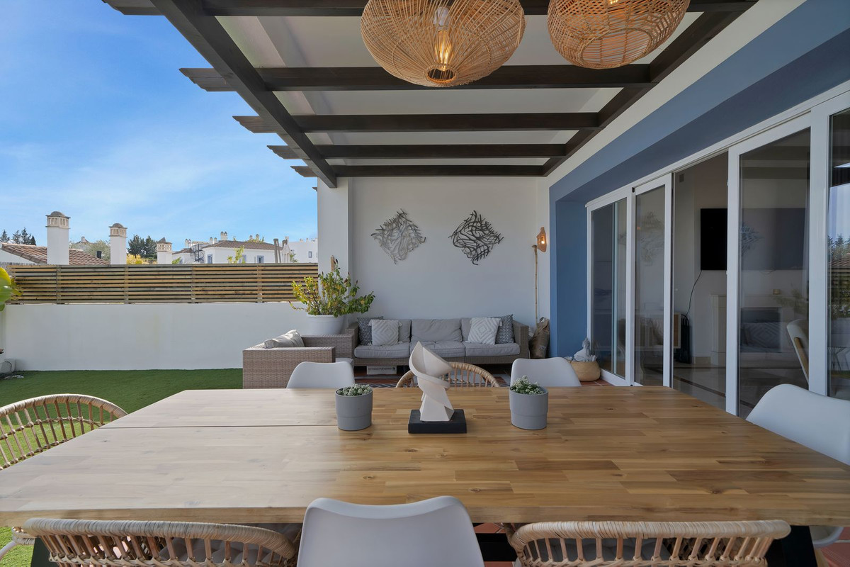 Appartement te koop in El Paraiso | 3 slaapkamers H5354896