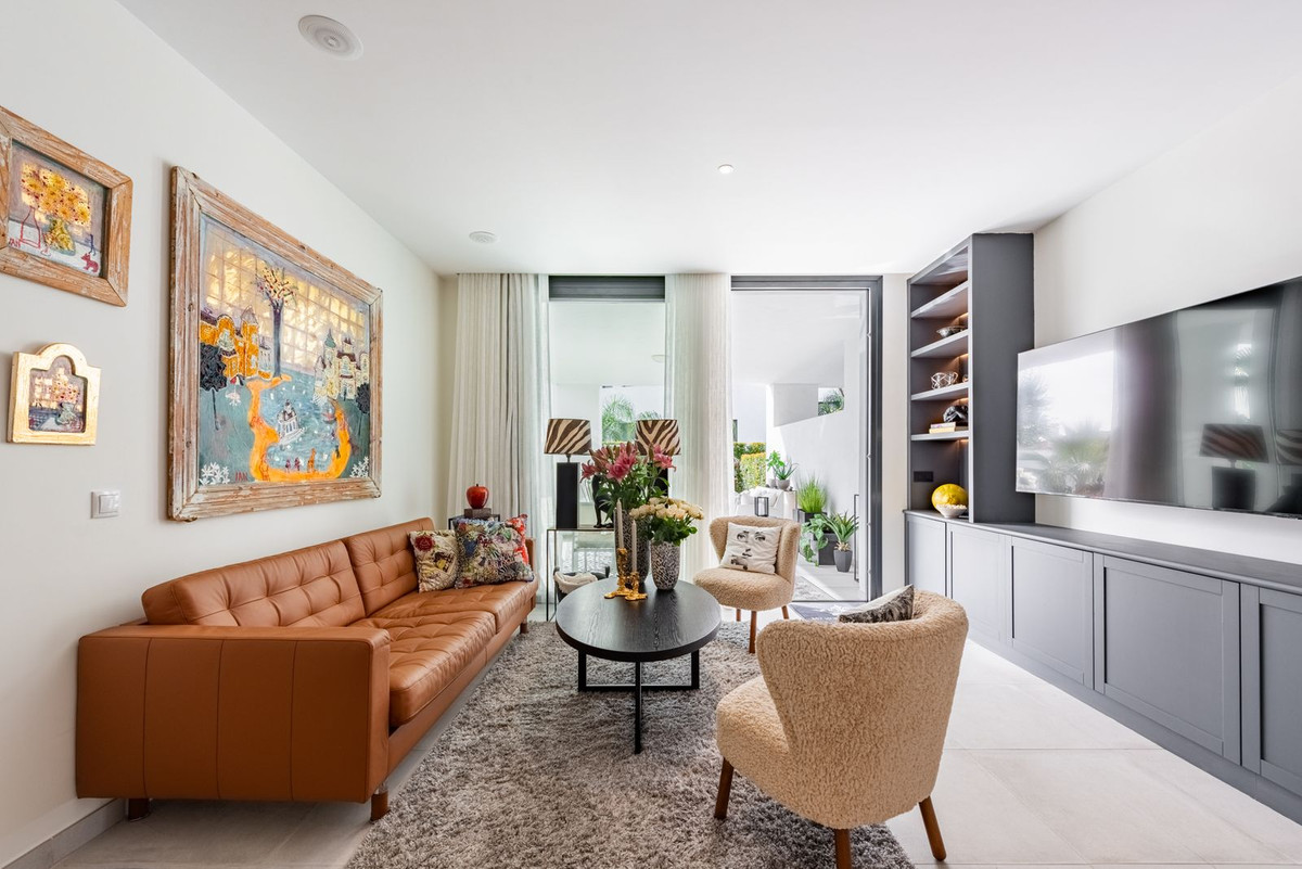 Appartement te koop in El Paraiso | 2 slaapkamers H5358121
