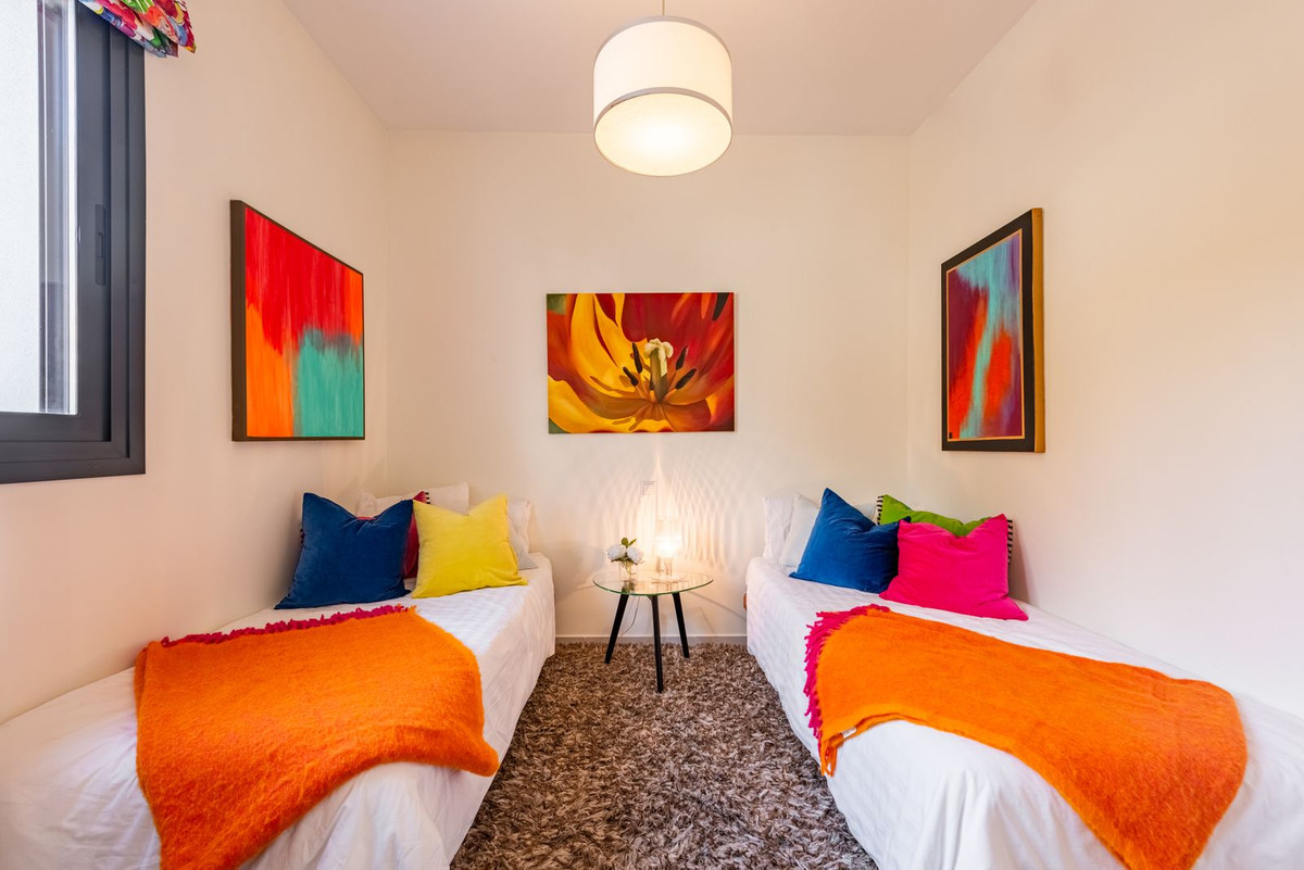 Appartement te koop in El Paraiso | 2 slaapkamers H5358121