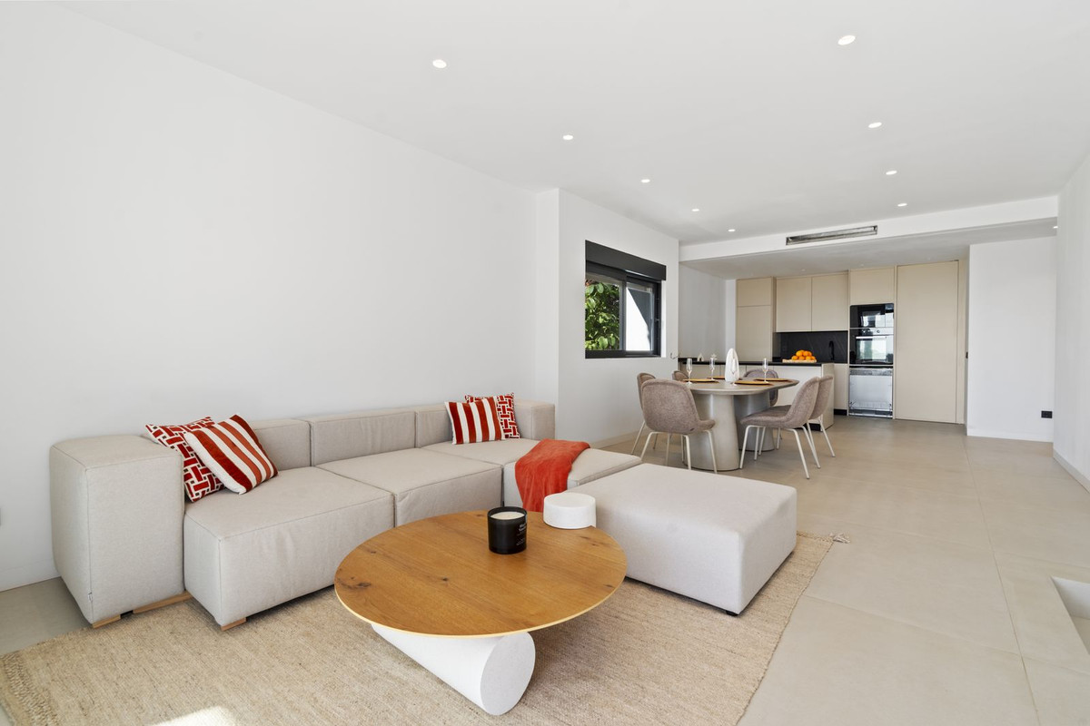 Duplex te koop in El Paraiso | 4 slaapkamers H5362675