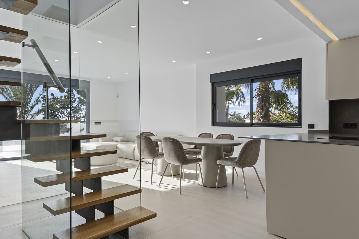 Appartement te koop in El Paraiso | 3 slaapkamers H5362786