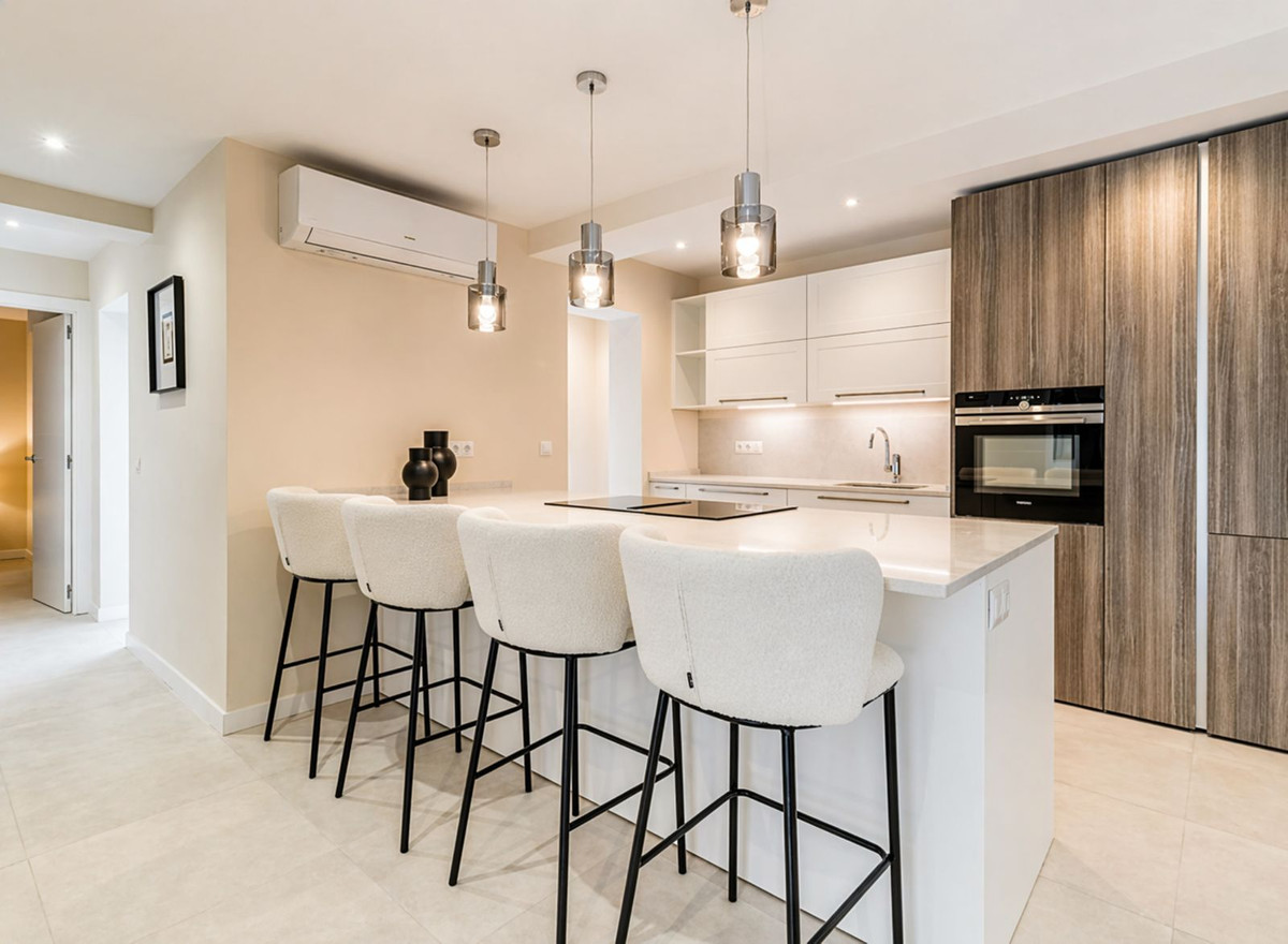 Appartement te koop in El Paraiso | 2 slaapkamers H5365711