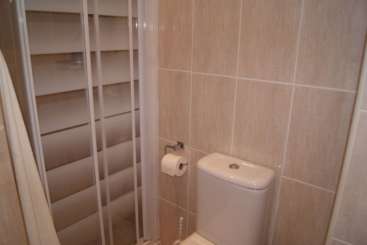 Appartement te koop in El Paraiso | 2 slaapkamers H5380198