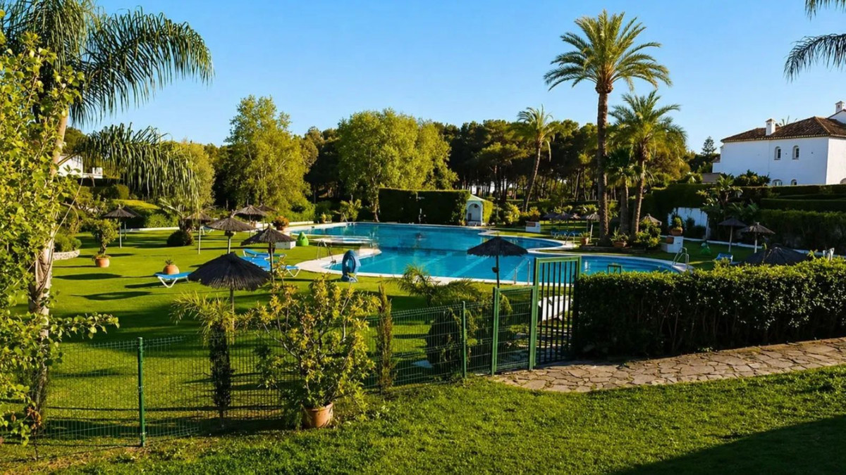 Appartement te koop in El Paraiso | 2 slaapkamers H5383957