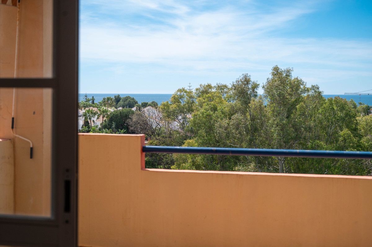 Penthouse te koop in El Paraiso | 2 slaapkamers H5384113