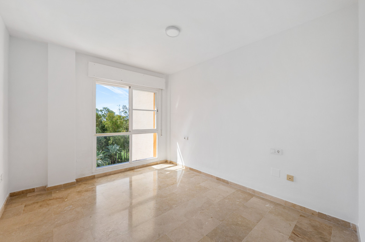 Penthouse te koop in El Paraiso | 2 slaapkamers H5384113