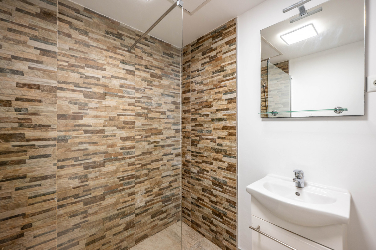 Penthouse te koop in El Paraiso | 2 slaapkamers H5384113