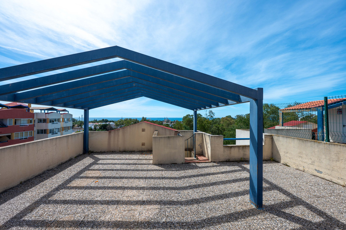 Penthouse te koop in El Paraiso | 2 slaapkamers H5384113