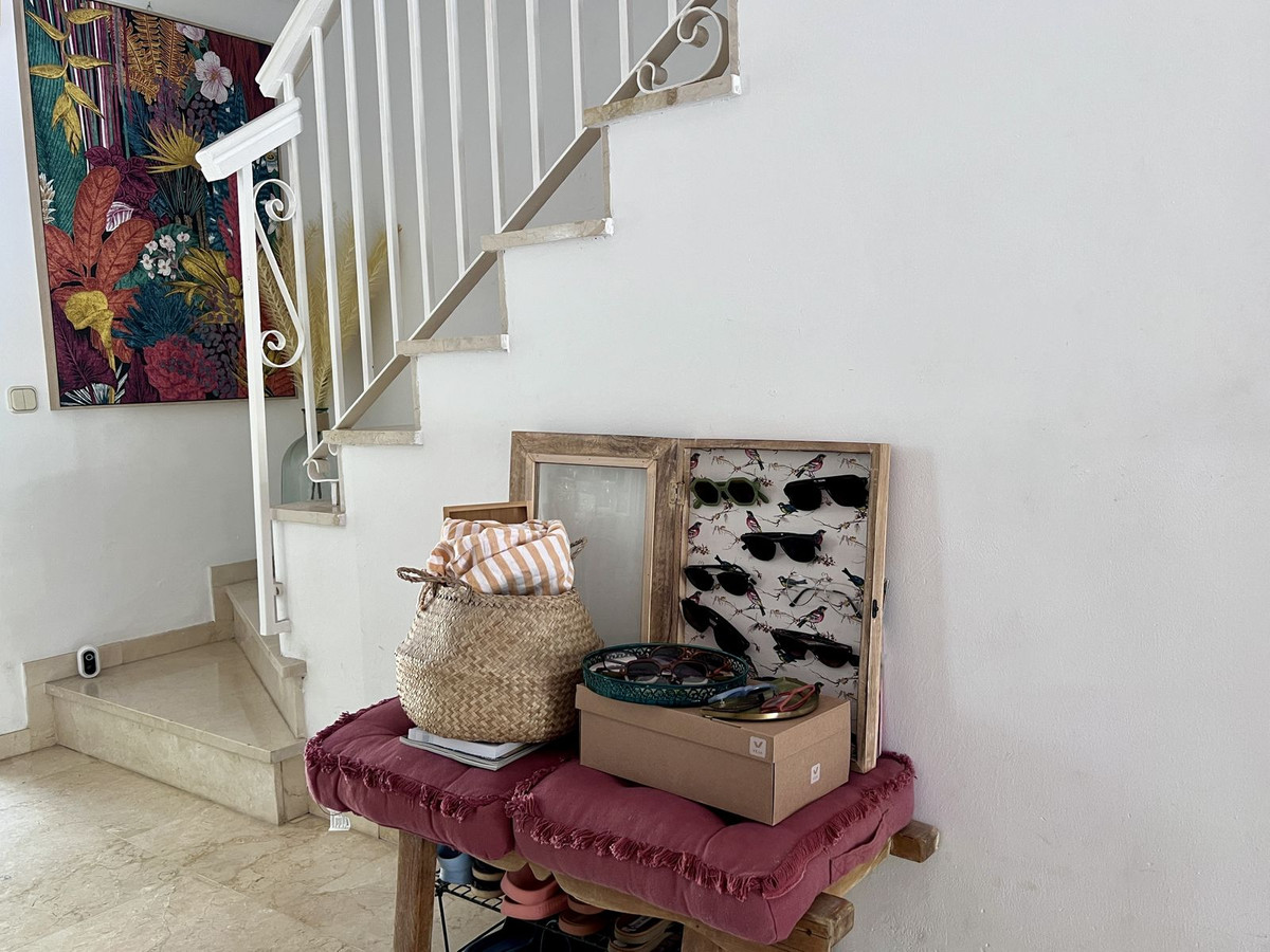 Huis te koop in El Paraiso | 3 slaapkamers H5384656