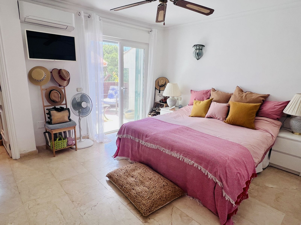 Huis te koop in El Paraiso | 3 slaapkamers H5384656