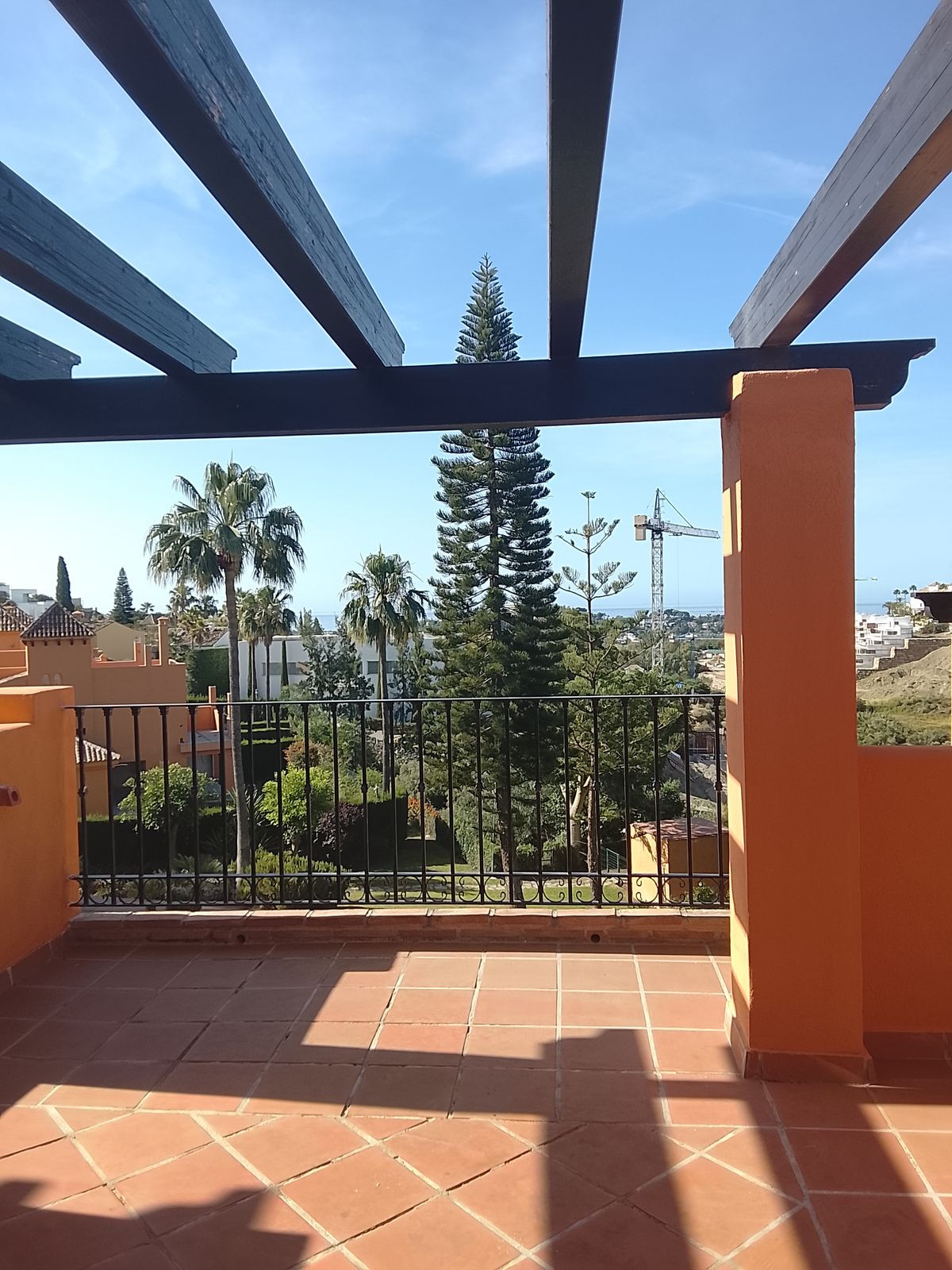 Appartement te koop in El Paraiso | 3 slaapkamers H5392945