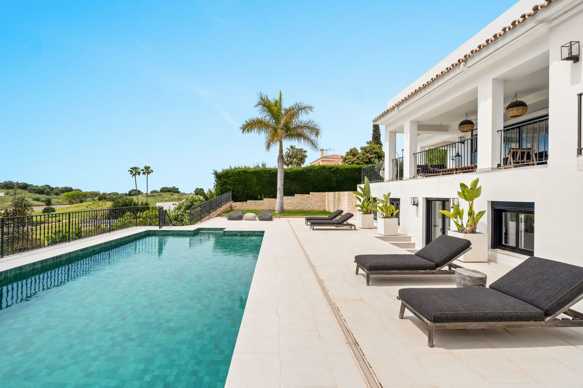 Penthouse te koop in El Paraiso | 5 slaapkamers H5399800