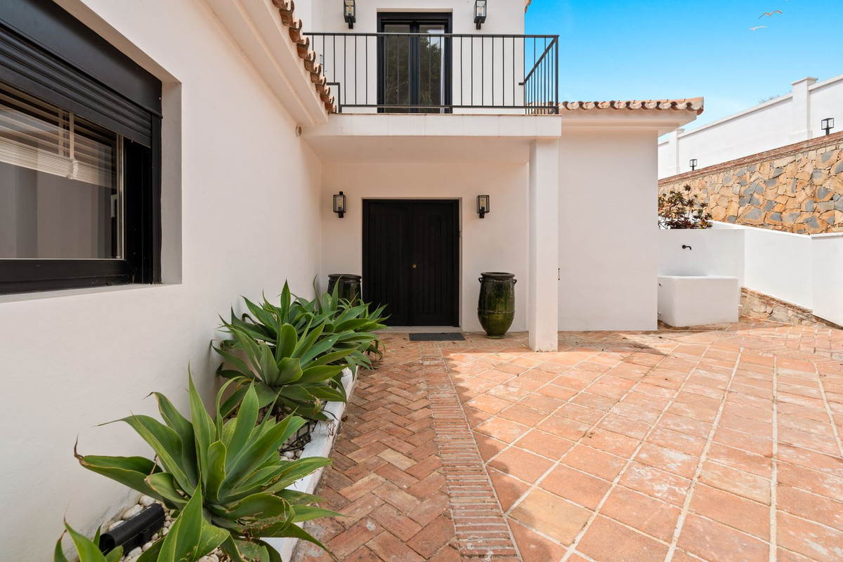 Penthouse te koop in El Paraiso | 5 slaapkamers H5399800