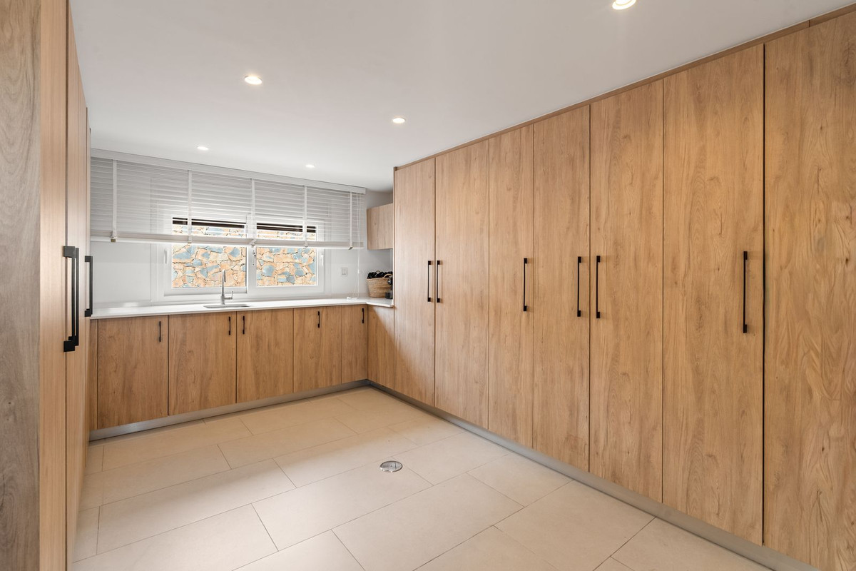 Penthouse te koop in El Paraiso | 5 slaapkamers H5399800