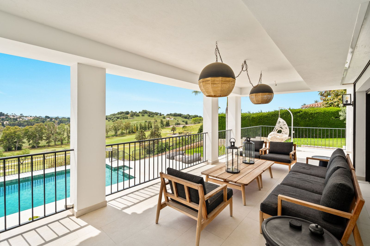 Penthouse te koop in El Paraiso | 5 slaapkamers H5399800