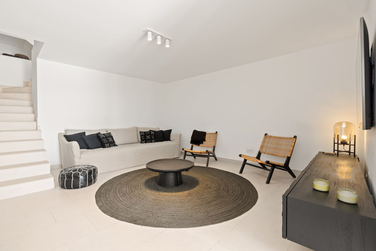Penthouse te koop in El Paraiso | 5 slaapkamers H5399800
