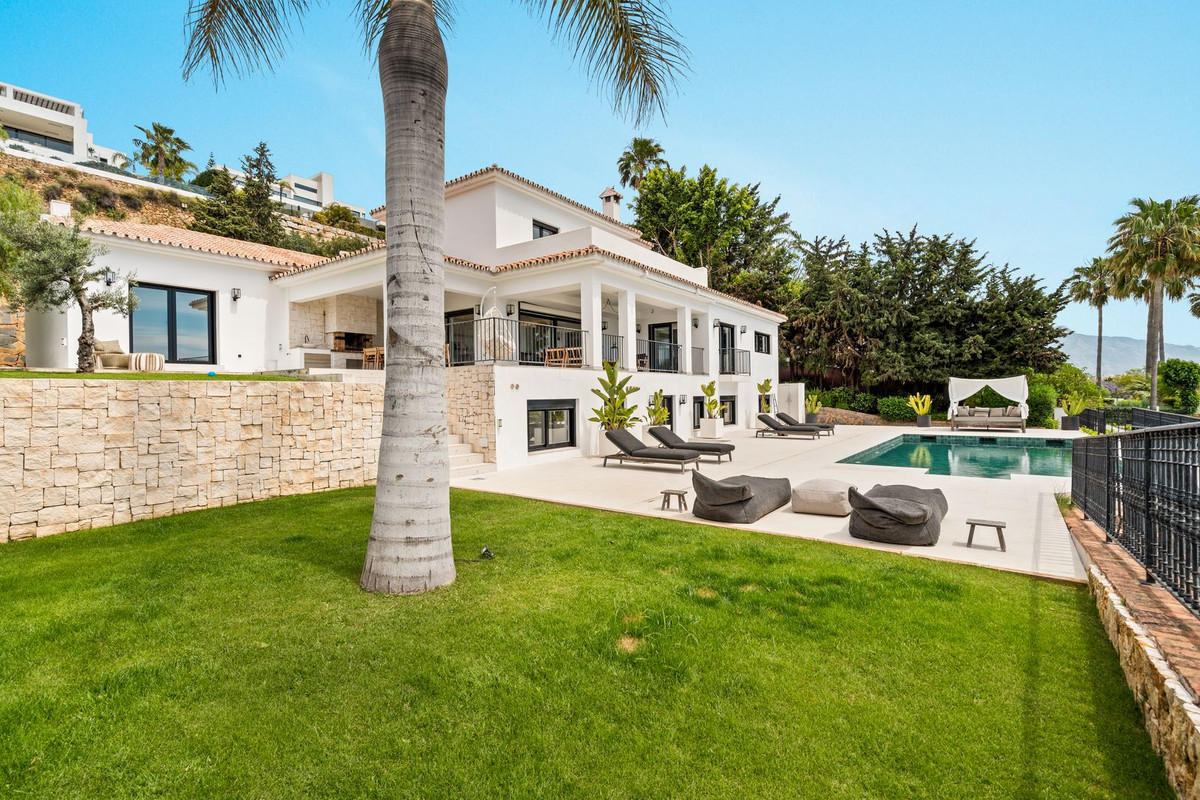 Penthouse te koop in El Paraiso | 5 slaapkamers H5399800
