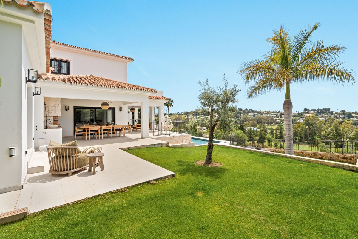 Penthouse te koop in El Paraiso | 5 slaapkamers H5399800