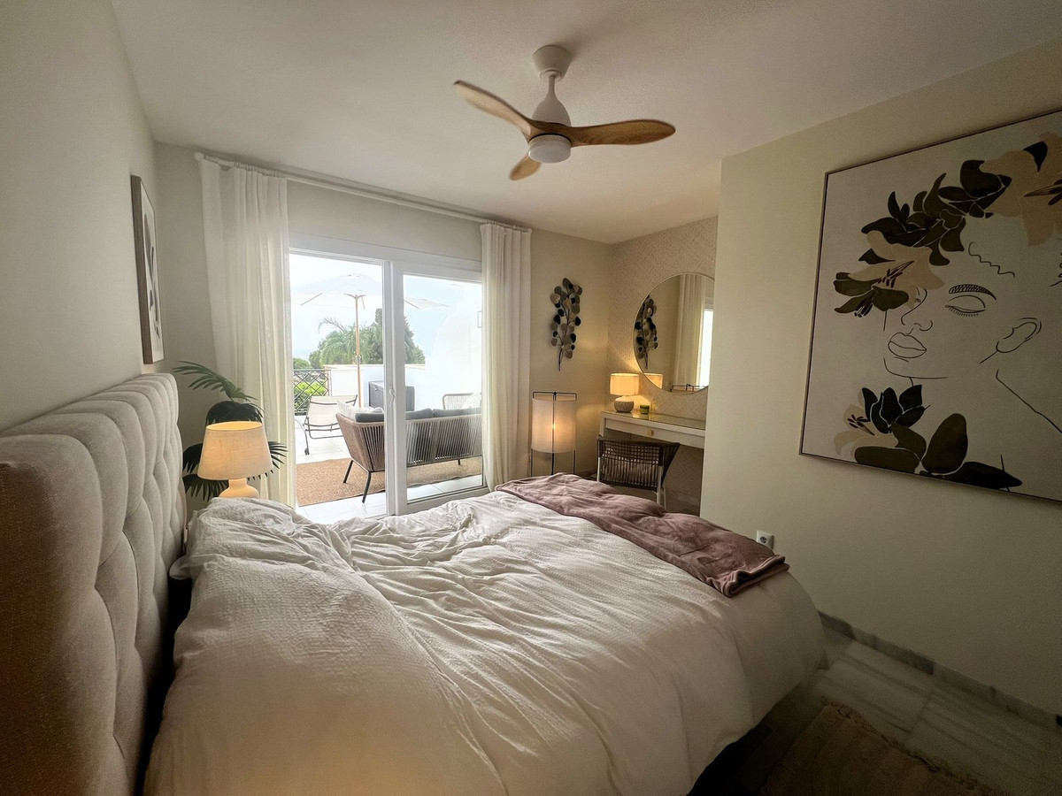 Duplex te koop in El Paraiso | 2 slaapkamers H5444932