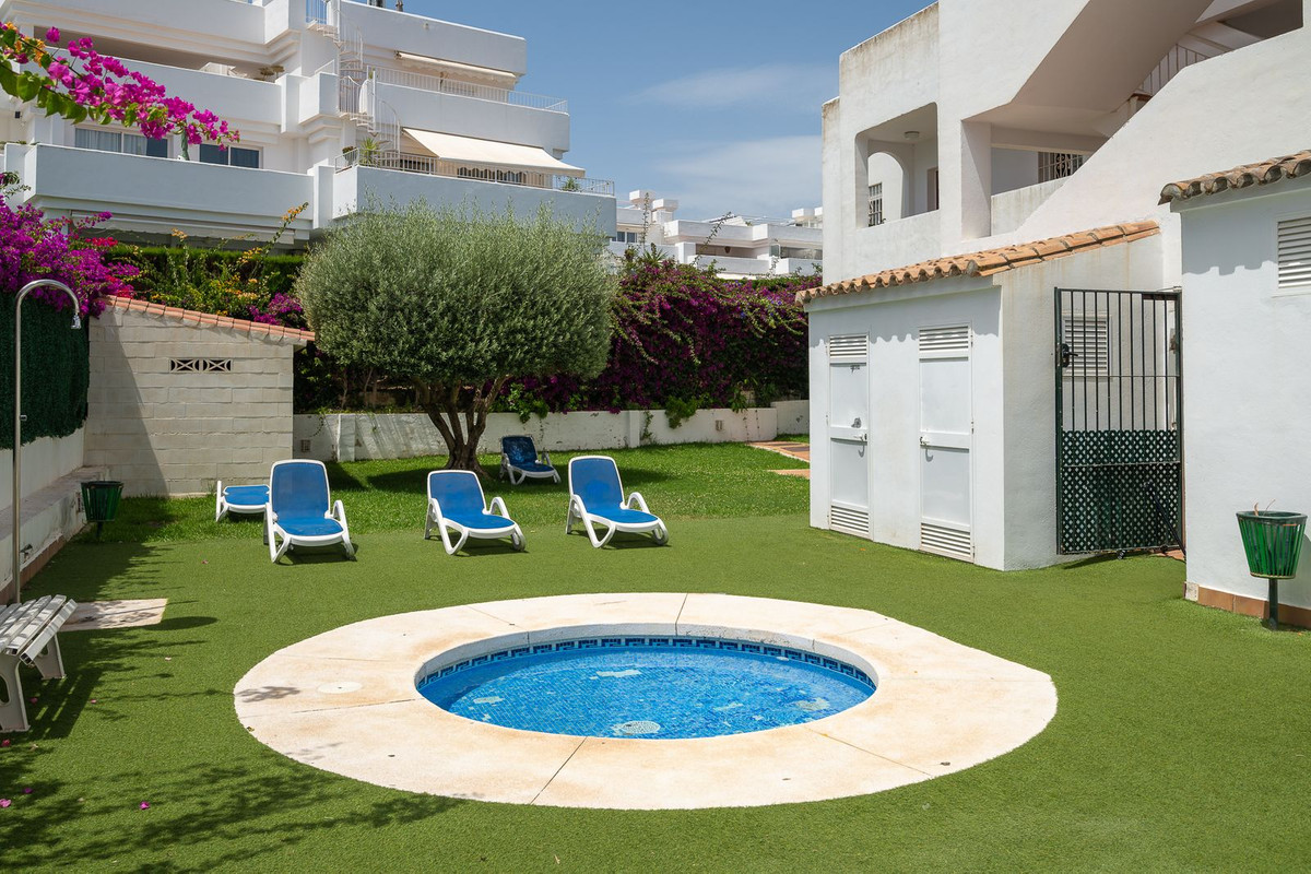 Appartement te koop in El Paraiso | 2 slaapkamers H5449699