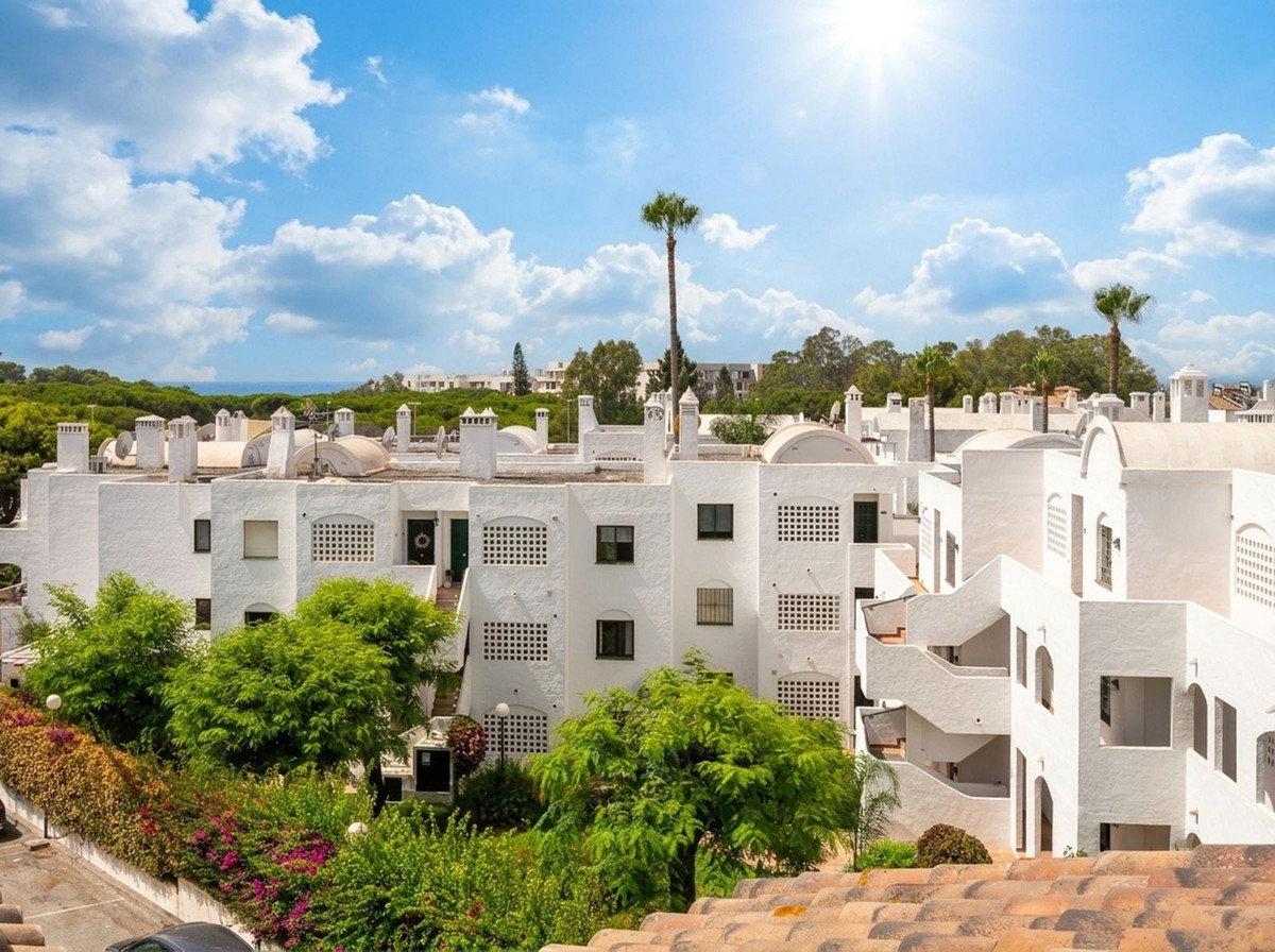 Appartement te koop in El Paraiso | 2 slaapkamers H5449699