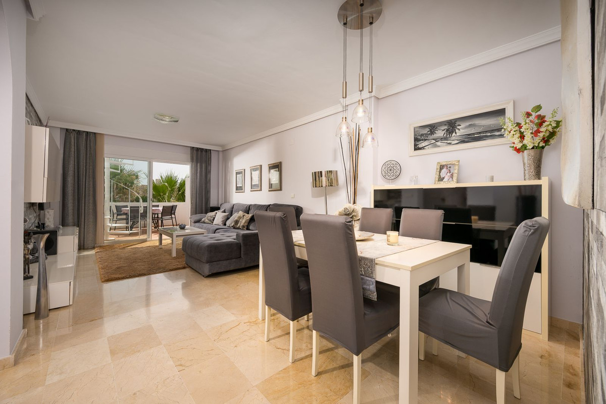 Appartement te koop in El Paraiso | 2 slaapkamers H5449699