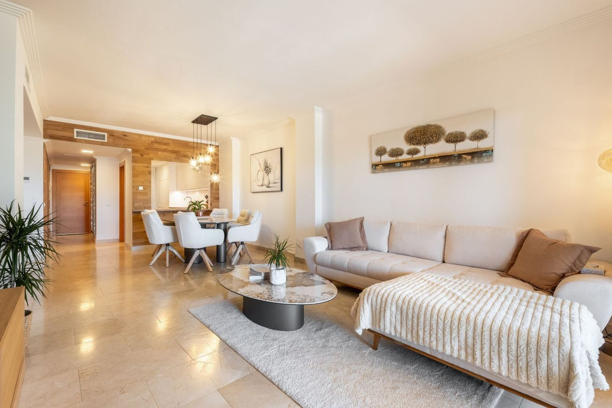 Appartement te koop in El Paraiso | 2 slaapkamers H5461552