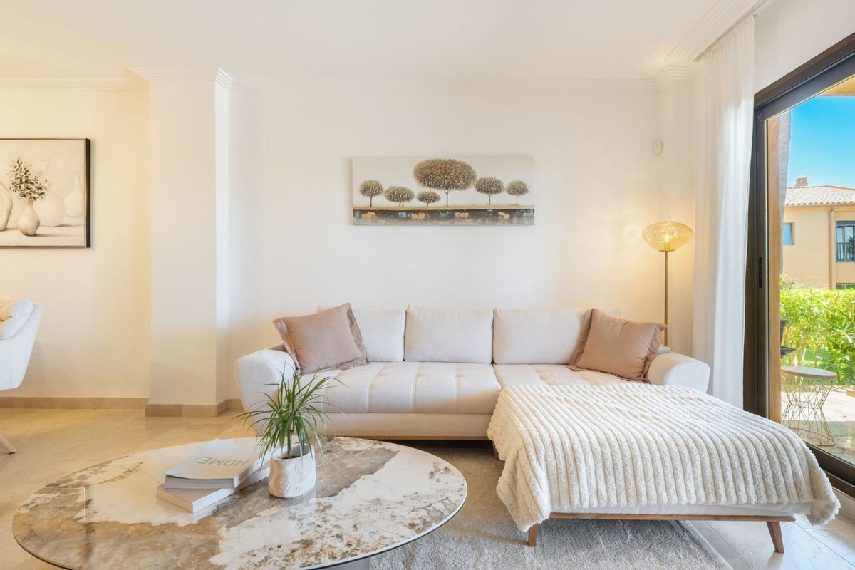 Appartement te koop in El Paraiso | 2 slaapkamers H5461552