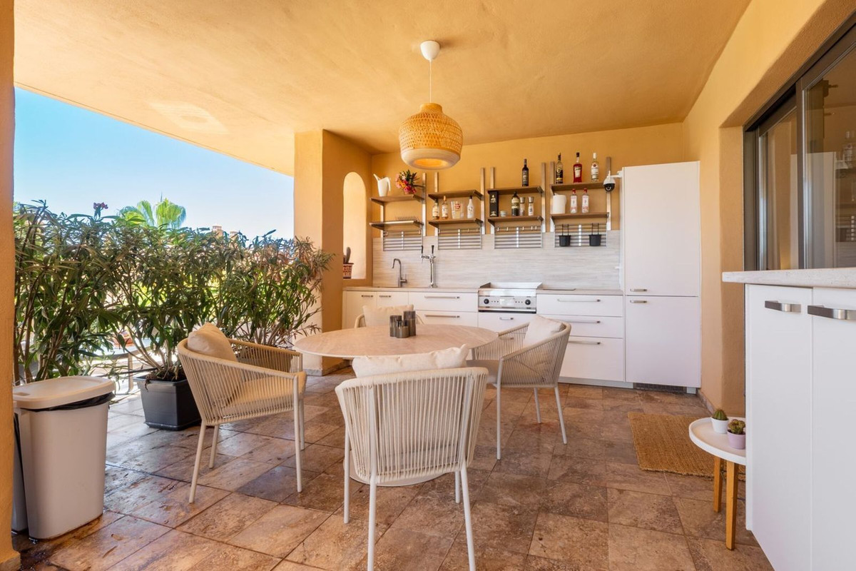 Appartement te koop in El Paraiso | 2 slaapkamers H5461552