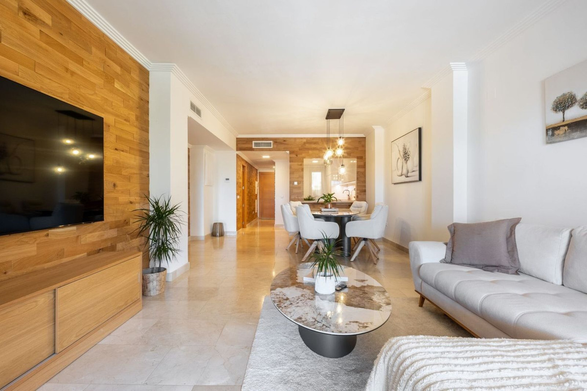 Appartement te koop in El Paraiso | 2 slaapkamers H5461552