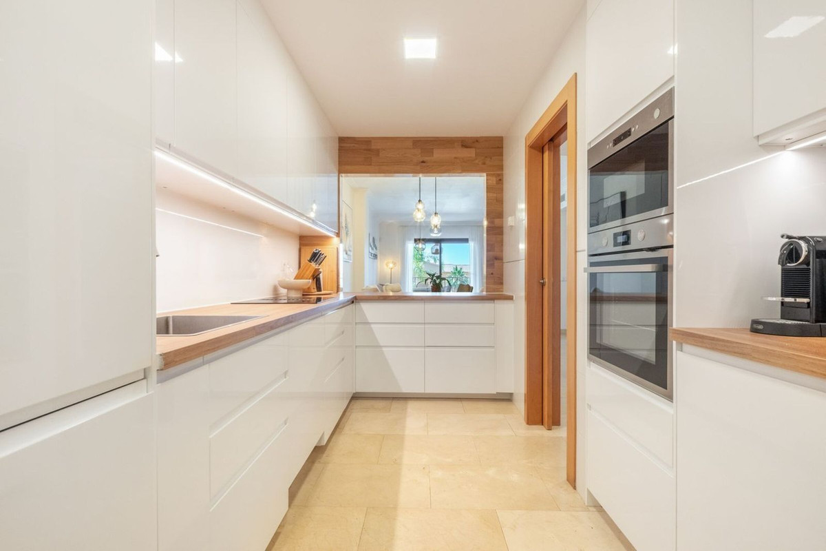Appartement te koop in El Paraiso | 2 slaapkamers H5461552