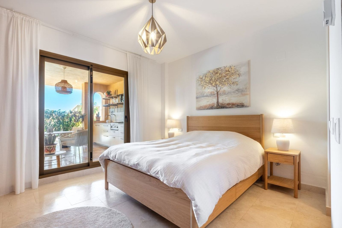 Appartement te koop in El Paraiso | 2 slaapkamers H5461552
