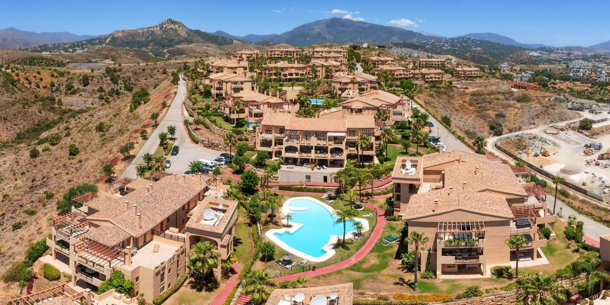 Appartement te koop in El Paraiso | 2 slaapkamers H5461552