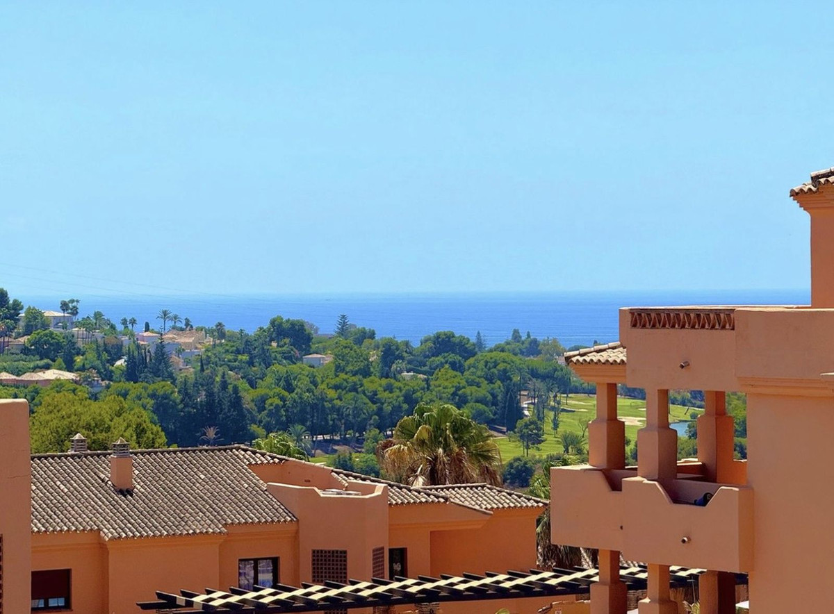 Appartement te koop in El Paraiso | 3 slaapkamers H5468197
