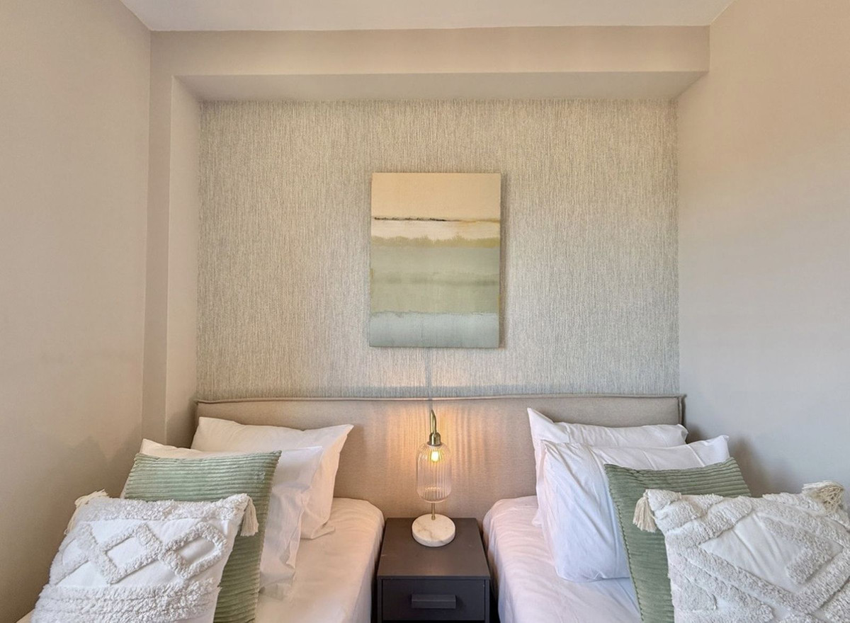 Appartement te koop in El Paraiso | 3 slaapkamers H5468197