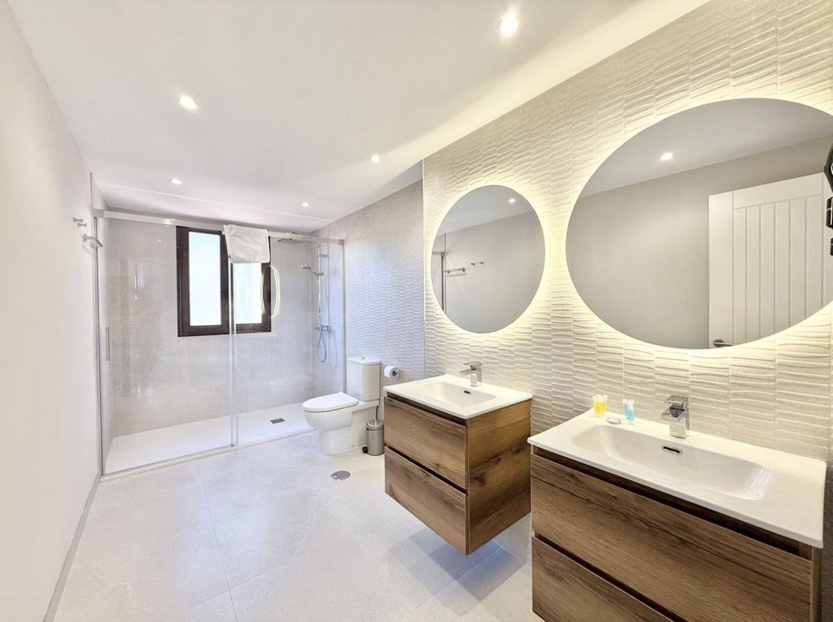 Appartement te koop in El Paraiso | 3 slaapkamers H5468197