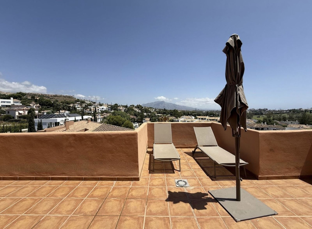 Appartement te koop in El Paraiso | 3 slaapkamers H5468197