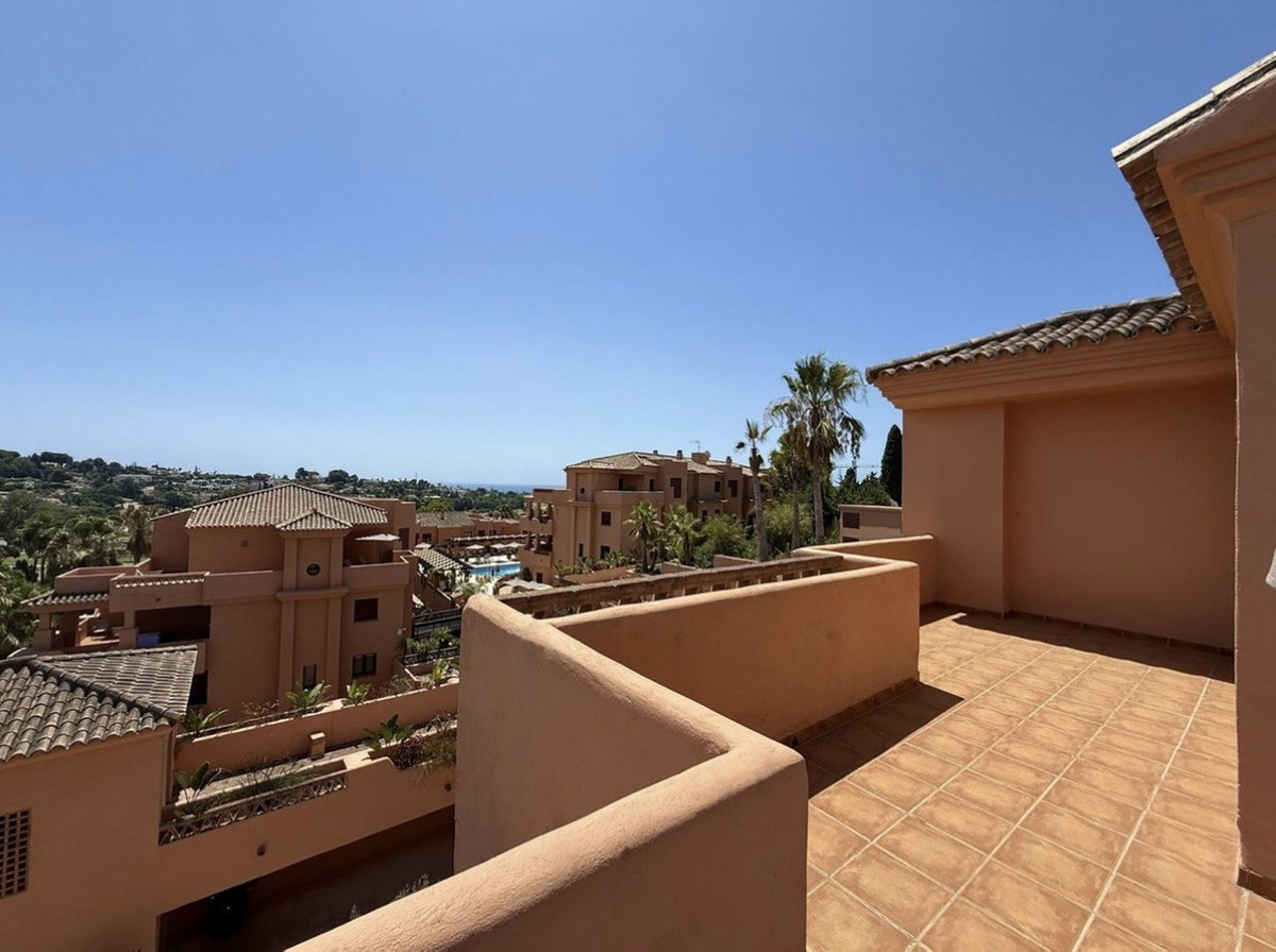 Appartement te koop in El Paraiso | 3 slaapkamers H5468197