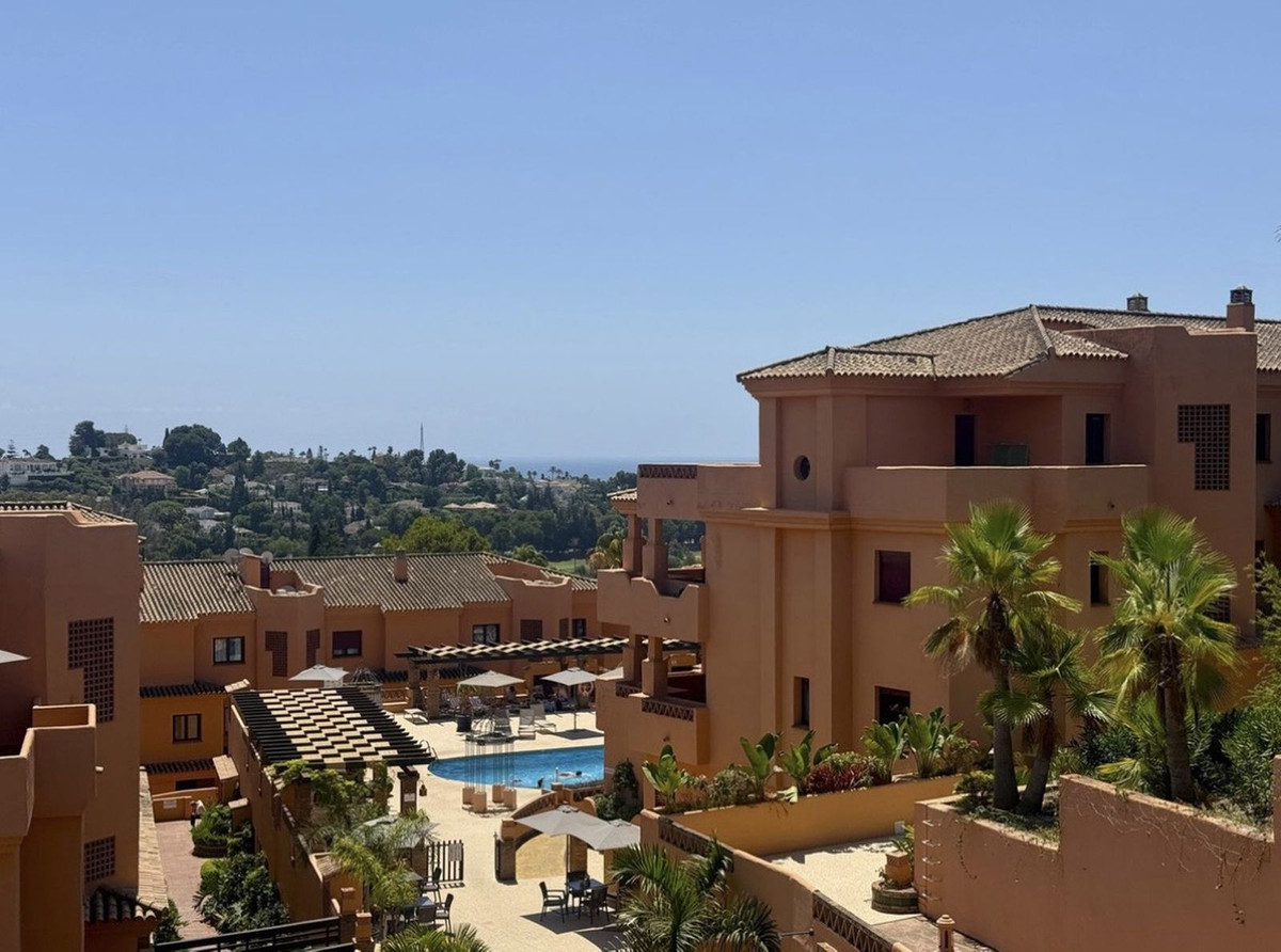 Appartement te koop in El Paraiso | 3 slaapkamers H5468197