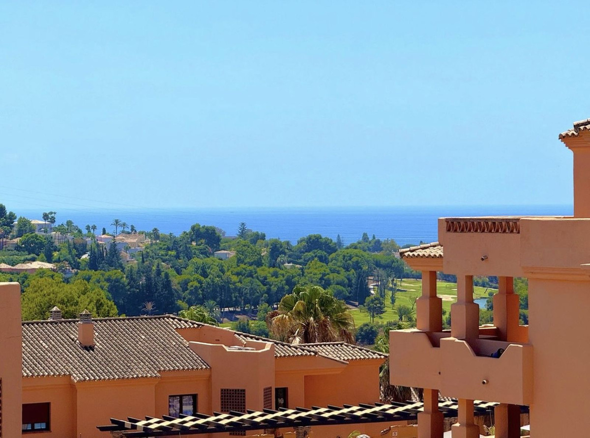 Appartement te koop in El Paraiso | 3 slaapkamers H5468197