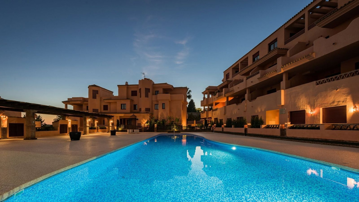 Appartement te koop in El Paraiso | 3 slaapkamers H5468197