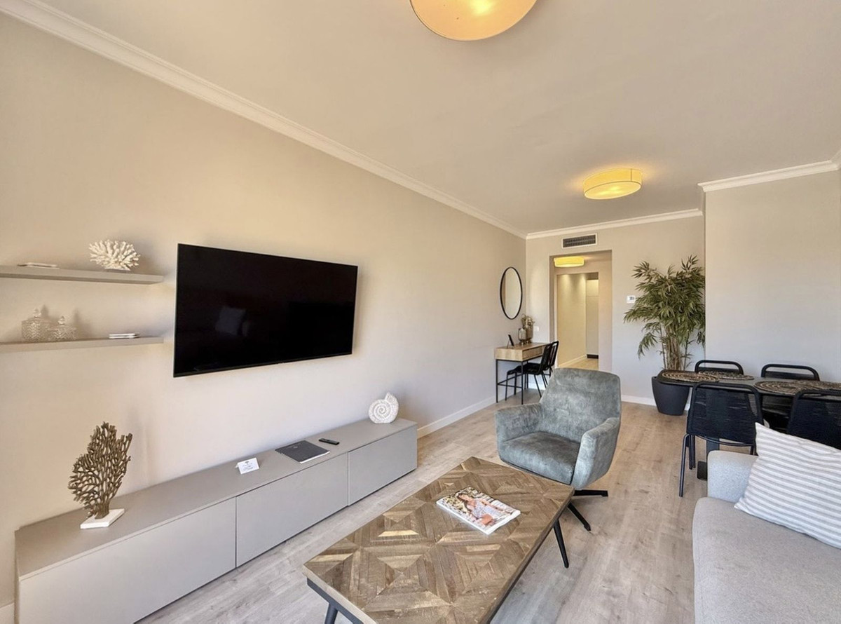 Appartement te koop in El Paraiso | 3 slaapkamers H5468197