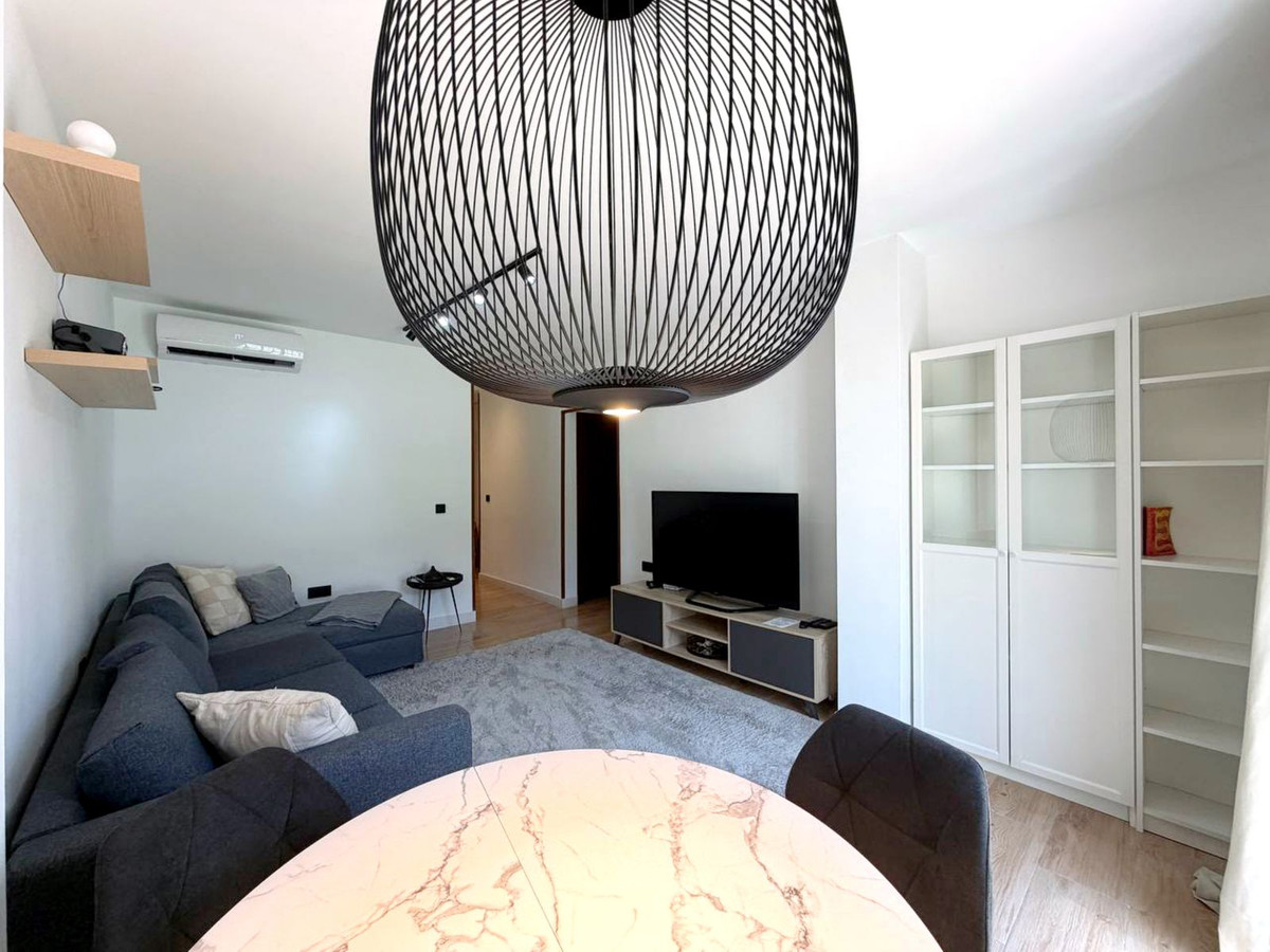 Appartement te koop in El Paraiso | 1 slaapkamers H5471377