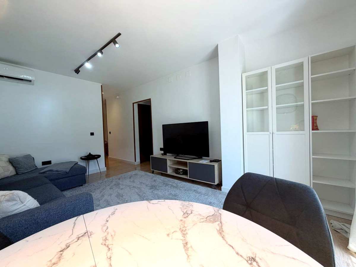 Appartement te koop in El Paraiso | 1 slaapkamers H5471377
